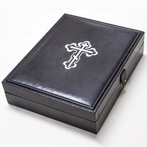 Коробка для антикварной книги из чёрной термокожи
